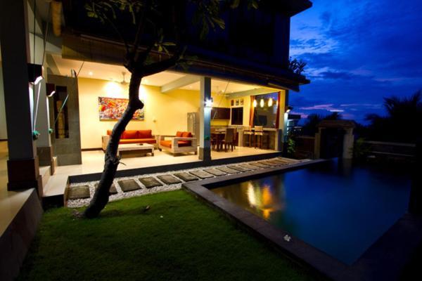 Uluwatu Sandat Mas Cottages מראה חיצוני תמונה